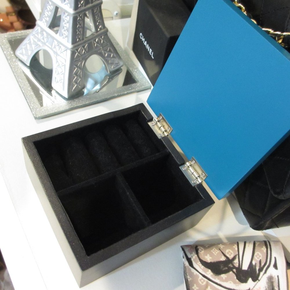 Turquoise Jewelry Box - Picture 8 of 8